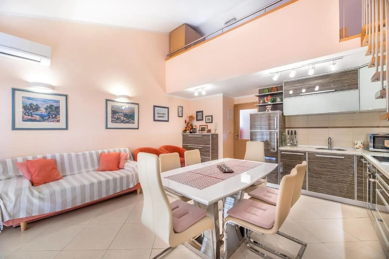 Apartments By The Sea Baska, Krk - 19350  Baska (Krk)